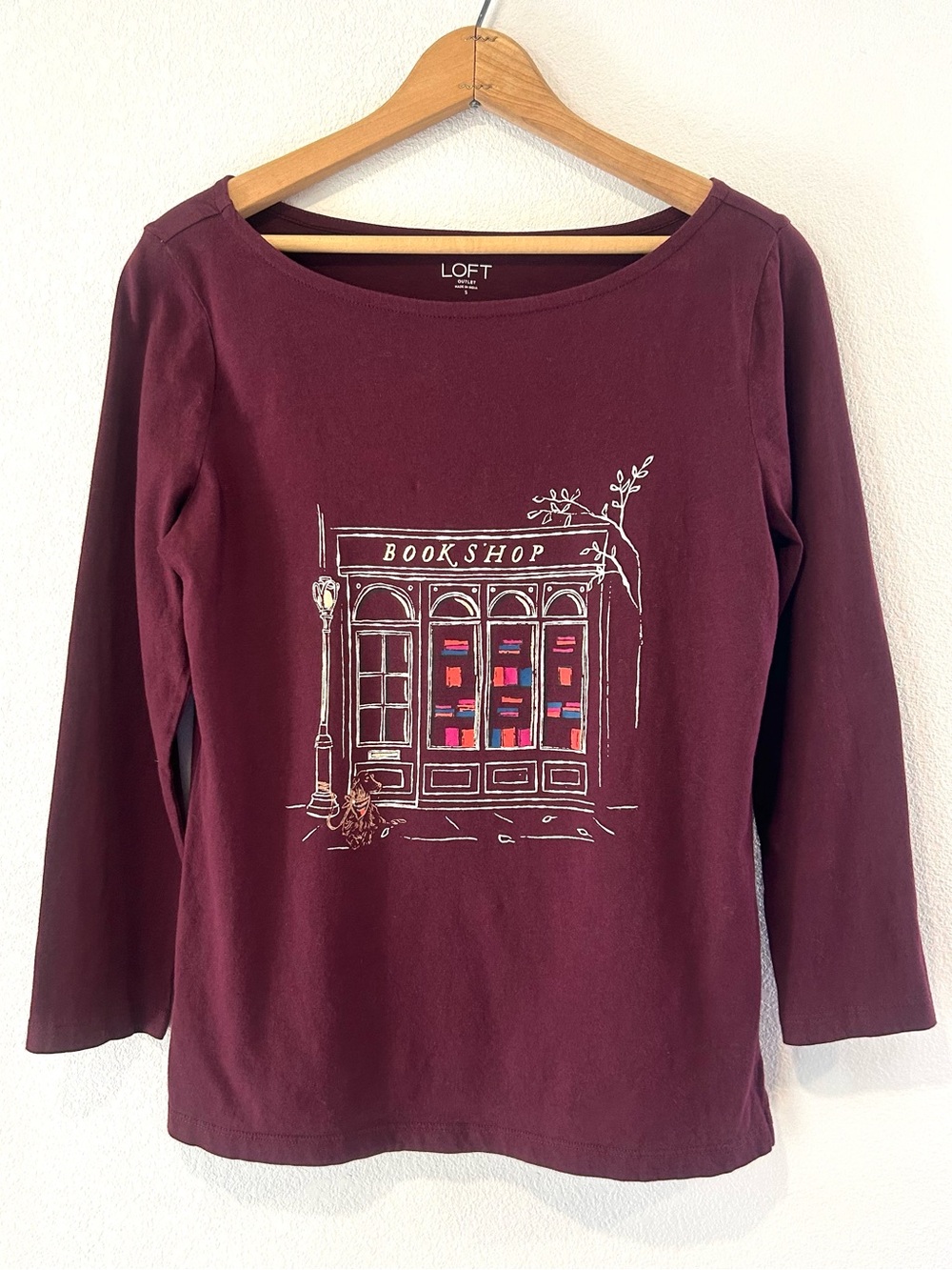 LOFT Bookstore Dog Graphic Print Long Sleeve T-Shirt Burgundy 100% Cotton Size S